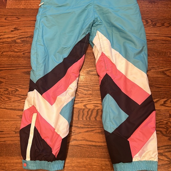 Tipsy Elves men’s snowsuit - Picture 3 of 8